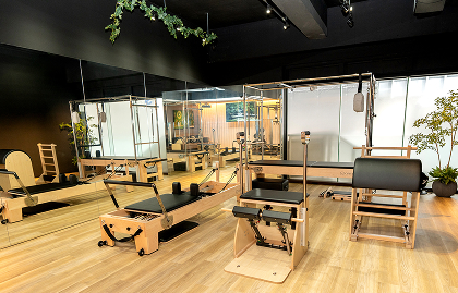 ピラティス×トレーニング<br />
×ストレッチの連携